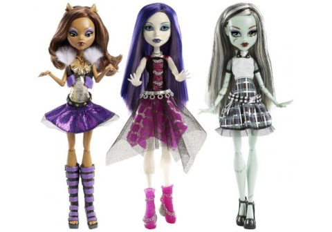 Víte, v čem se liší panenky Barbie a panenky Monster High?